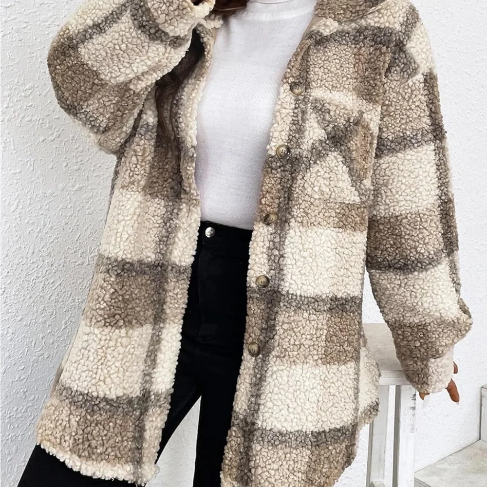 Plaid Sherpa Jacket for Women two toned color oversized button shirt_2